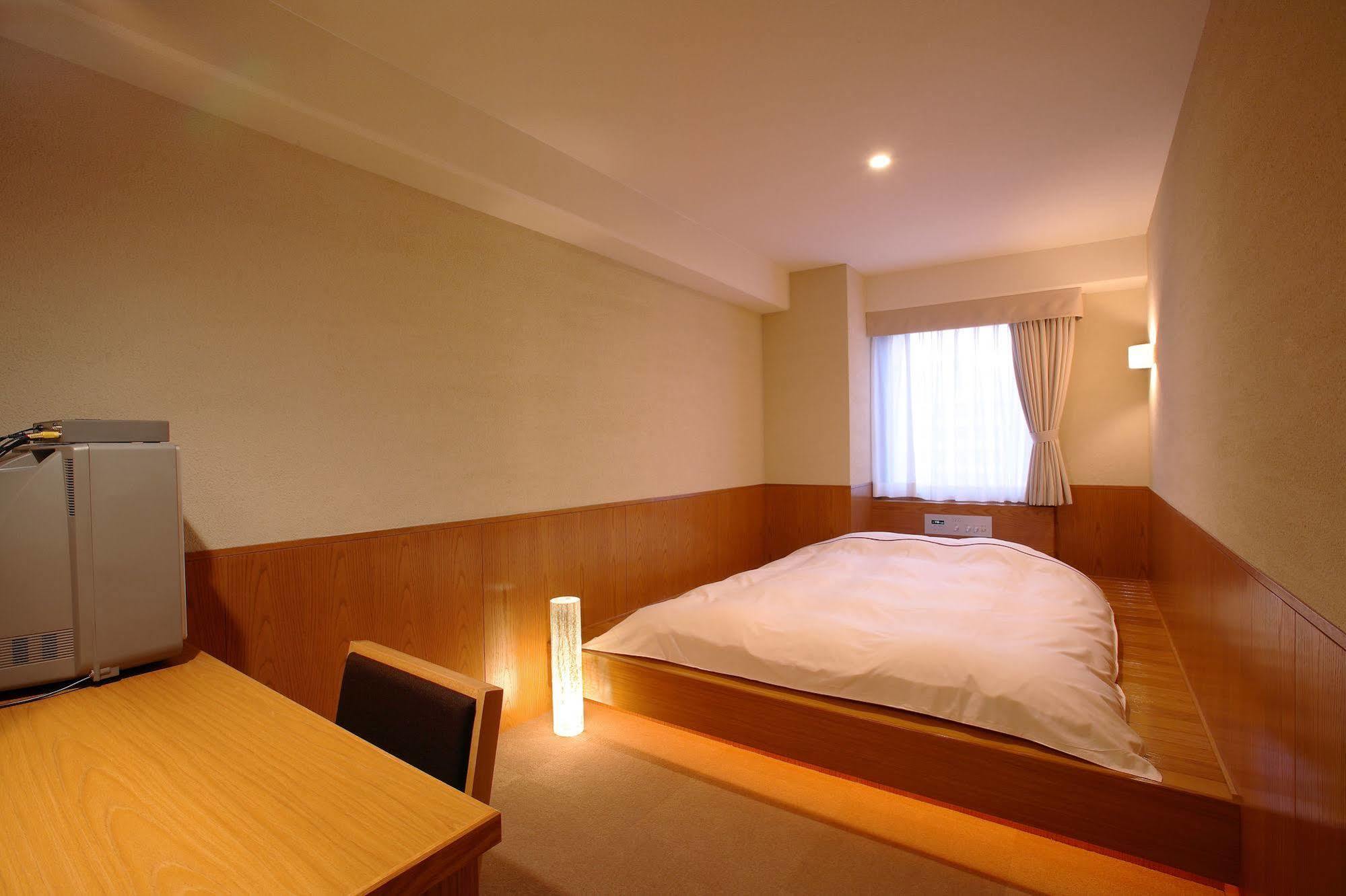 Okayama View Hotel Exterior foto